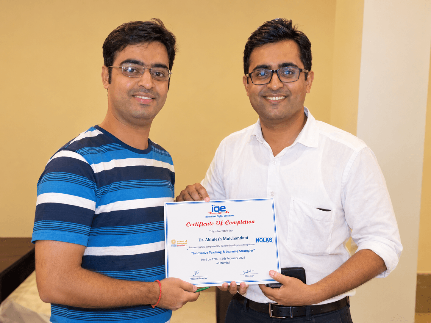 Advanced Dental Clinic Jabalpur Award 25